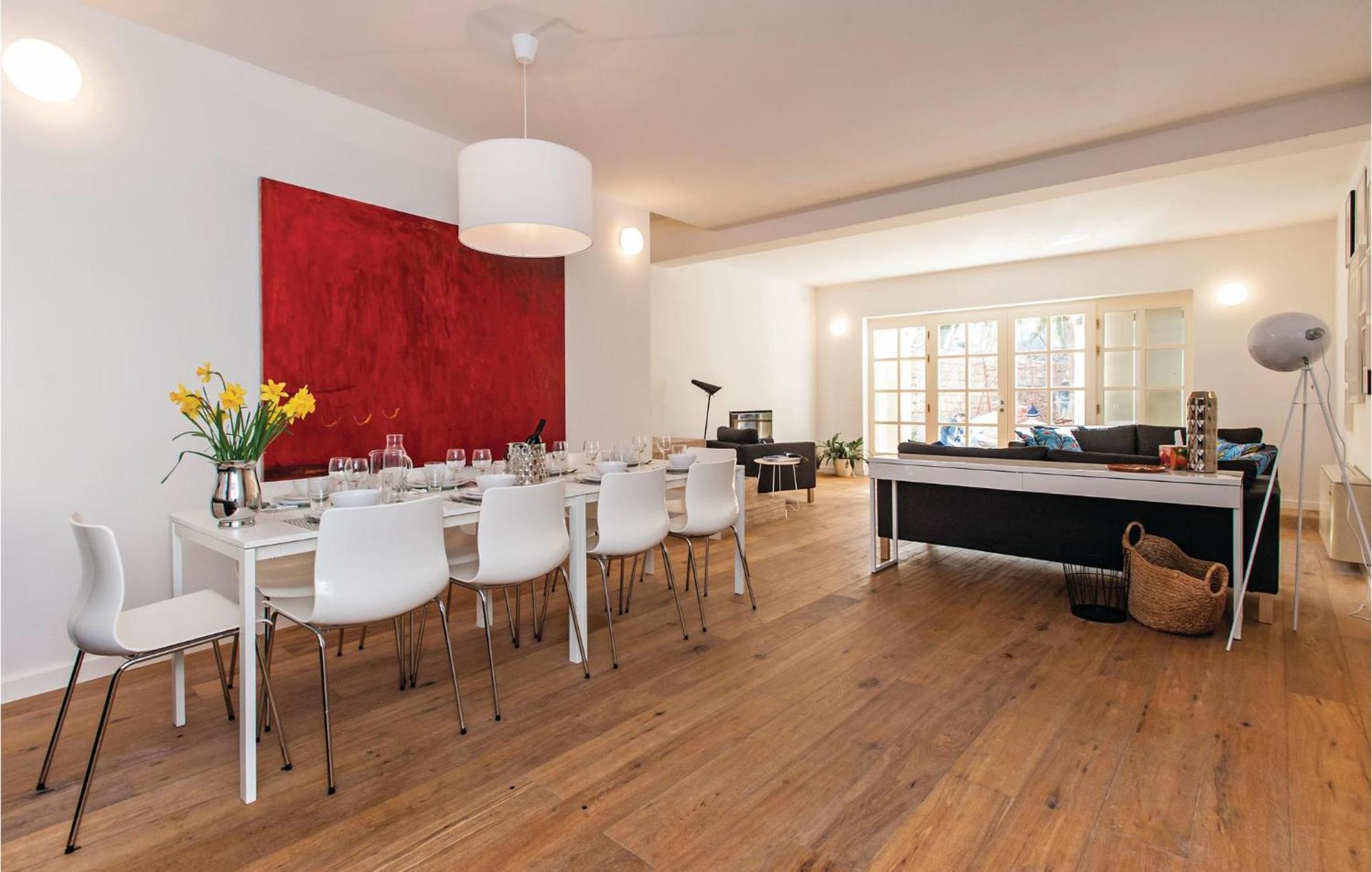Stunning Home In Split With Outdoor Swimming Pool エクステリア 写真